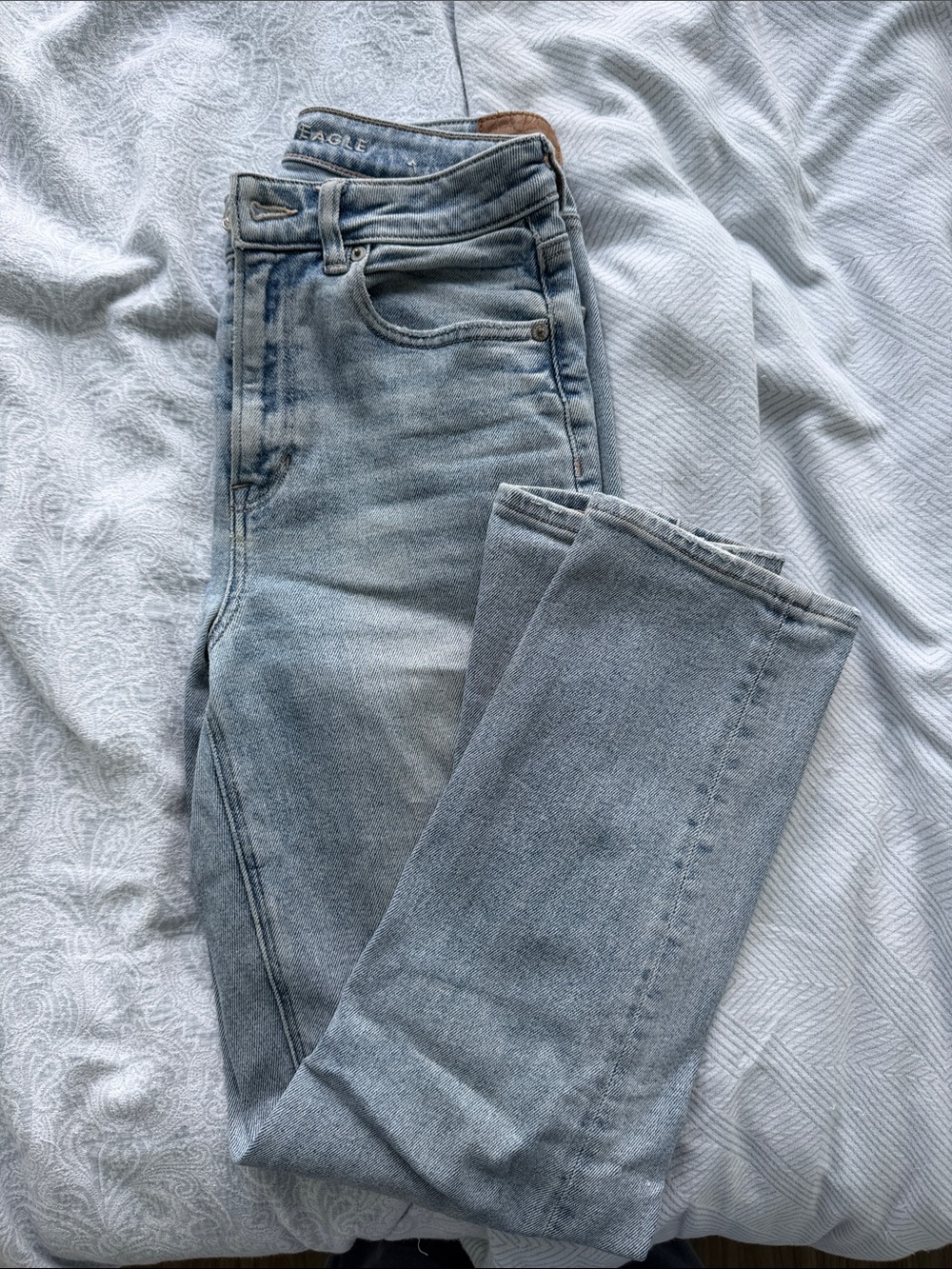 American Eagle Outfitters Light Blue Straight Mom Jeans
